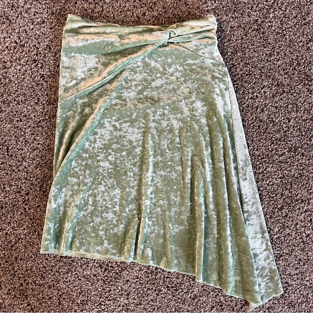 Bebe Y2K velvet green asymmetrical skirt